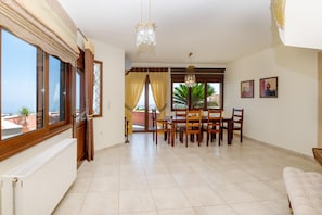 Villa | 5 bedrooms, soundproofing - Villa Seragio - With 60m Private Pool (Rethymno)