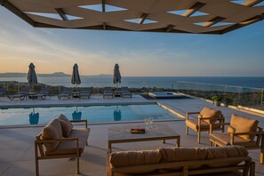 Villa | 4 bedrooms, soundproofing - Villa Atyfia - With Private Pool (Rethymno)