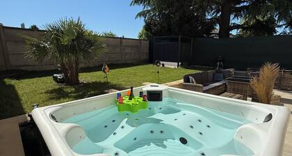 Amazing Villa with SPA Compiegne 12 People, 6 bedrooms 6 bathrooms 30min Asterix