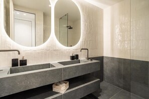Apartment | 5 bedrooms - Luxury Penthouse With Sea View (Glyfada)