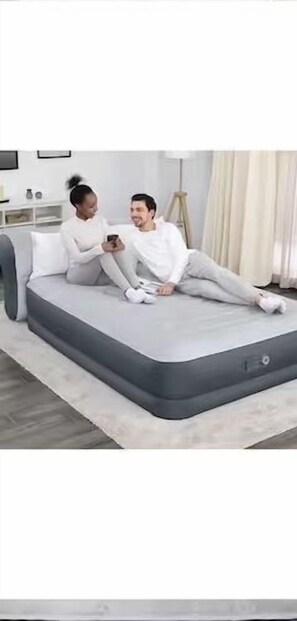 2 室のベッドルーム、アイロン / アイロン台、WiFi (無料)、ベッドシーツ