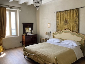 Premium bedding, laptop workspace, free WiFi, bed sheets - B&B Corte Seguini (Bagnatica)