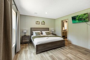 3 chambres, fer et planche à repasser, lit parapluie, Wi-Fi