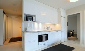 Appartement Standard, balcon | Cuisine privée | Bouilloire électrique, grille-pain