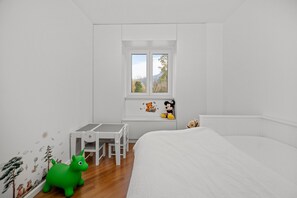 3 habitaciones, wifi gratis y ropa de cama