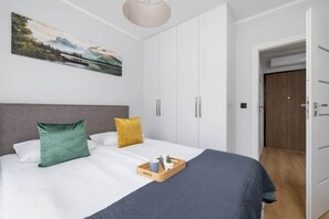 1 bedroom, desk, iron/ironing board, WiFi - Stylish Apartment | Balcony, Gym and Workspace (Kraków)