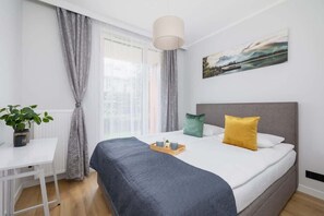 1 bedroom, desk, iron/ironing board, WiFi - Prochowa 6 | Stylish Apartment | Gym (Kraków)