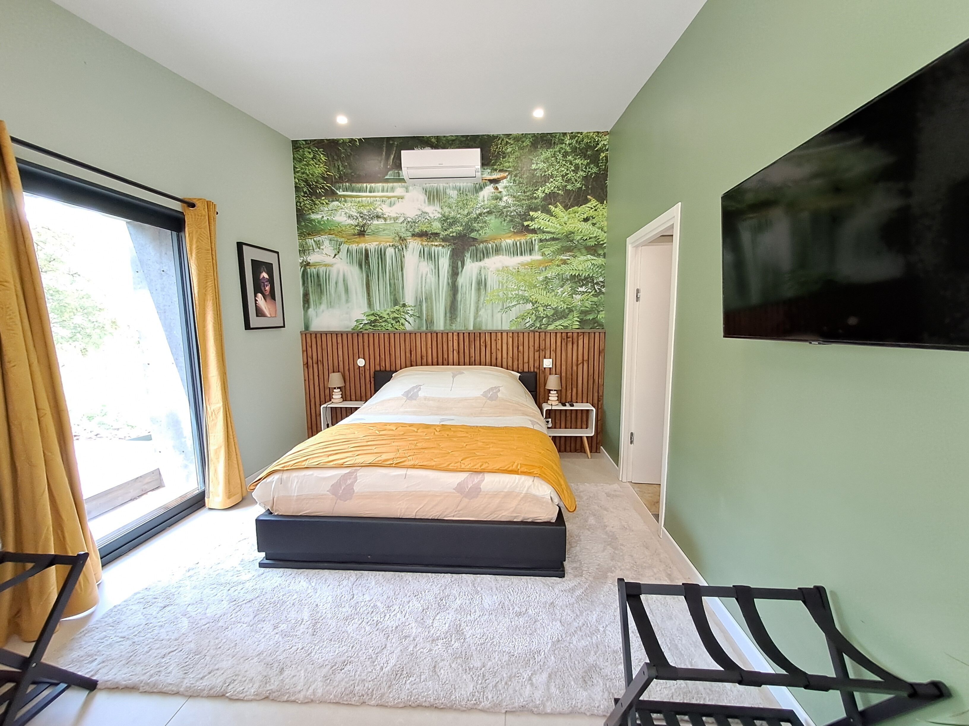 1 多间卧室、熨斗/熨衣板、WiFi、床单