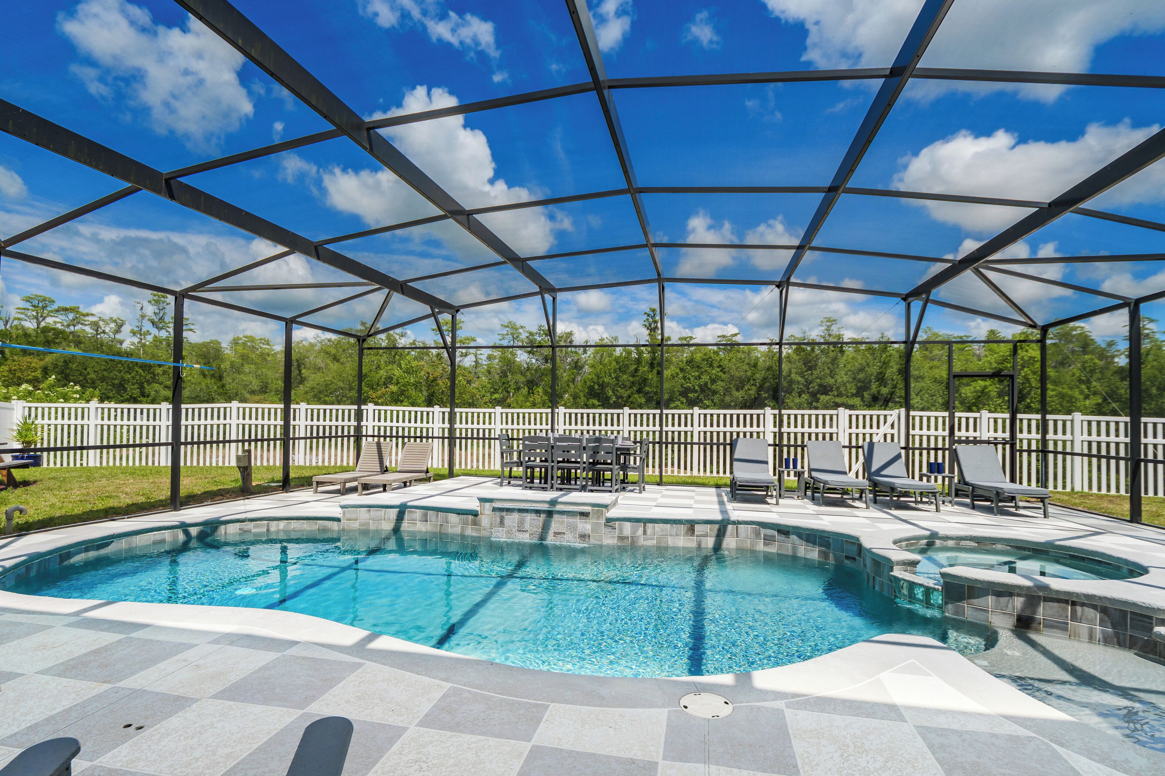 ⭐NEW LISTING | Breathtaking 5 Bed Villa | Gated Resort! Huge Extended Pool Deck⭐