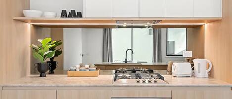 Fridge, microwave, oven, stovetop