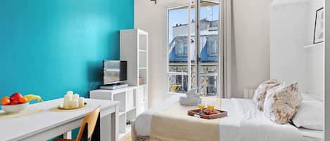 1 Schlafzimmer, Schreibtisch, BĂŒgeleisen/BĂŒgelbrett, Reisekinderbett
