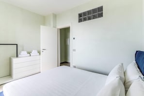 2 chambres, fer et planche à repasser, Wi-Fi, literie fournie