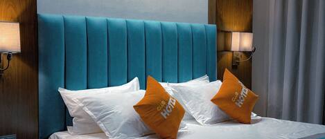 Superior-Zimmer, 1 King-Bett, Blick auf den Innenhof
