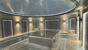 Sauna, Turkish bath/hammam, body treatments, aromatherapy