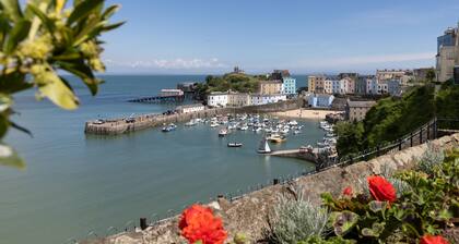 The Pennines - Close to Town Beach and Shops