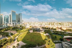 Room - Jlt-arm3-1007-1br · Homesgetaway Stylish 1BR Cluster P (Dubai)