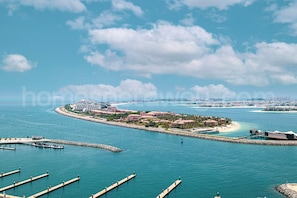 Room - Ma-sunby1-1004-1br · Homesgetaway-1br in Sunrise Bay Emaar Beach Front (Dubai)