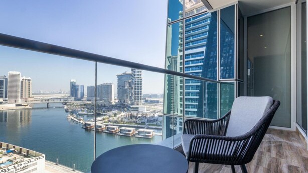 Apartment - Bbay-j1a-1306-1br · Homesgetaway-j One Tower With Canal Views 1BR Apt (Dubai)
