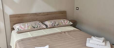 2 habitaciones, wifi y ropa de cama