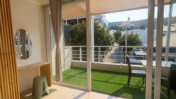 Deluxe Shared Dormitory, Women only, Non Smoking | Mountain view