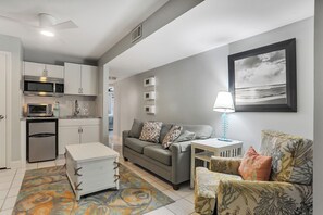 スマートテレビ、DVD プレーヤー