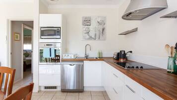 Microwave, oven, dishwasher, toaster