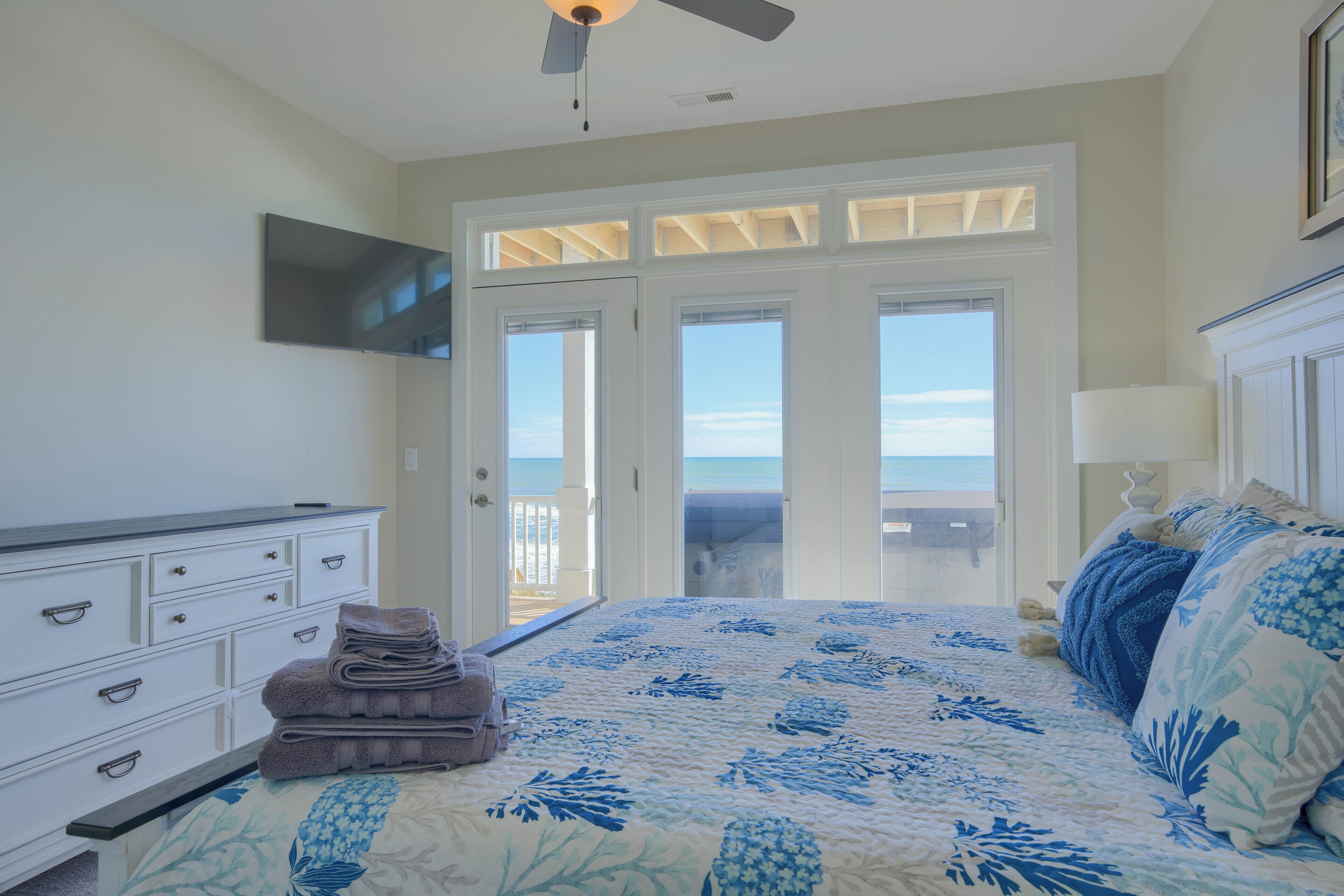 9 bedrooms, free WiFi, bed sheets