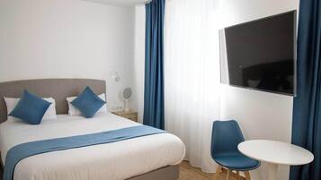 1 bedroom, premium bedding, minibar, in-room safe