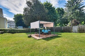 Interior - Pet-friendly Stoughton Apartment w/ Outdoor Space (Stoughton)