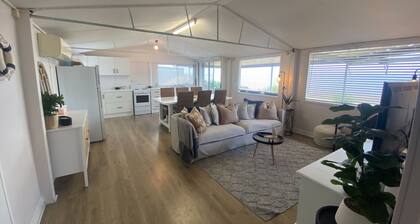 21-Positioned at the start of Black Point! Excellent sea views! Dog friendly!