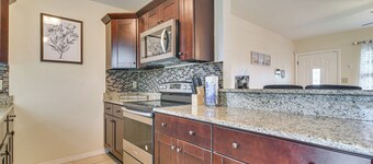 Charming Seminole Home w/ Patio: 6 Mi to Beaches!