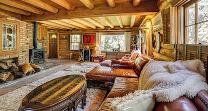 Pine Mountain Club Log Cabin w/ Resort Amenities!