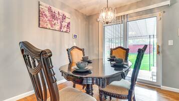 House (4 Bedrooms) | Interior