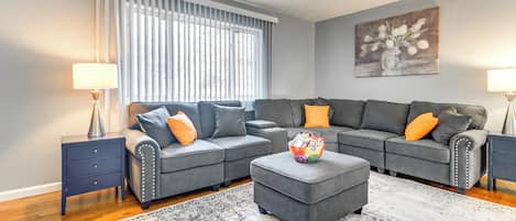 House (4 Bedrooms) | Interior