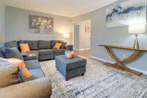 House (4 Bedrooms) | Interior