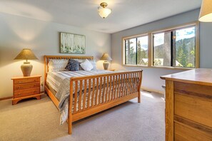 House (3 Bedrooms) | Interior - Close to Ski Slopes: Tahoe Ski Chalet w/ Fireplace (Tahoe City)