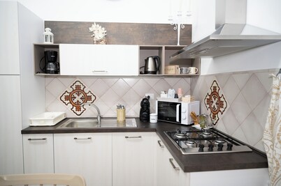 Apartment in the very center of Palermo, within walking distance of the famous 4 canti.