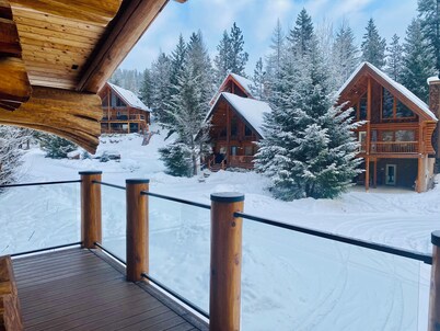 Modern Cabin Retreat near Kimberley!