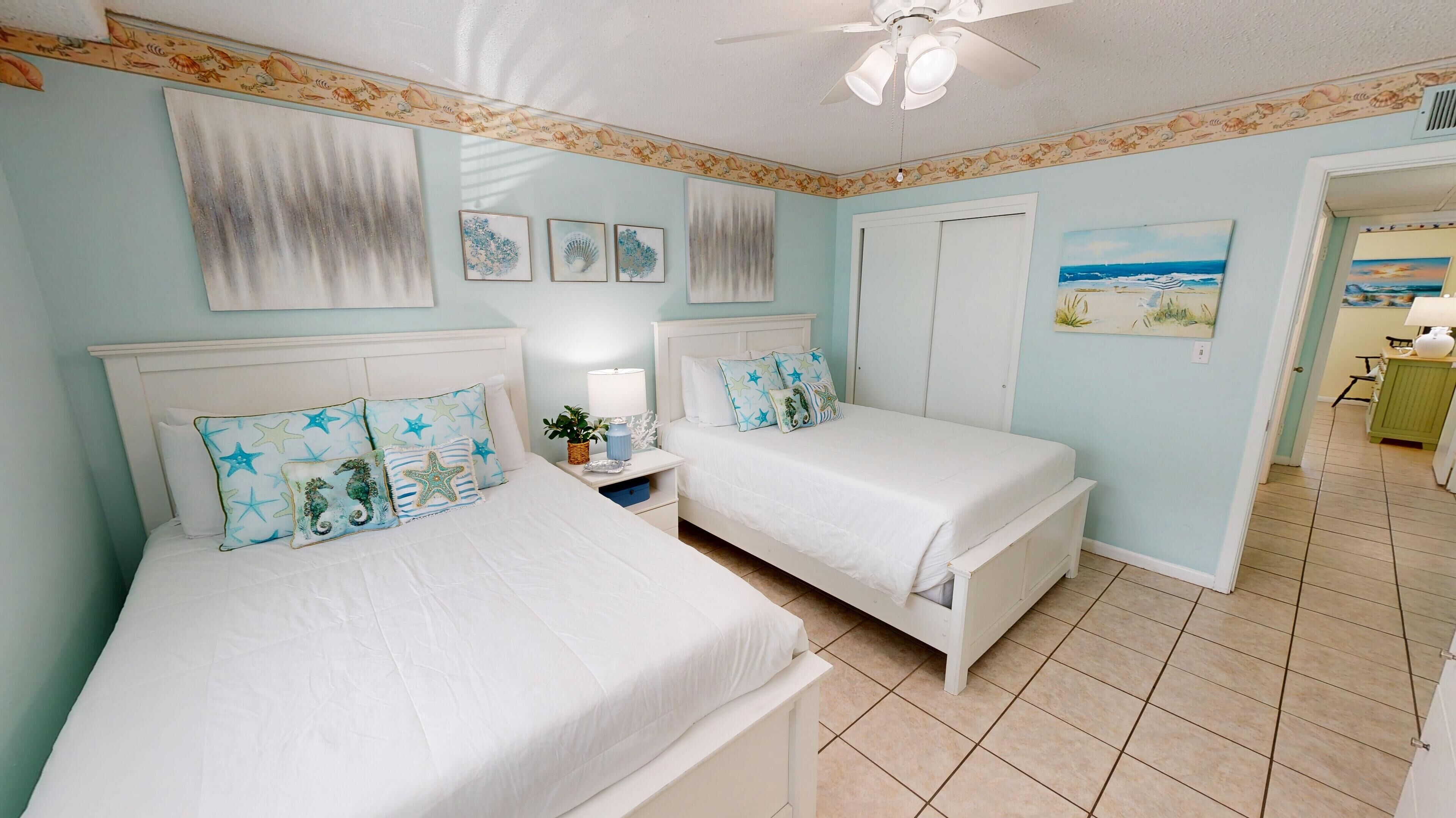 2 chambres, fer et planche à repasser, Wi-Fi gratuit, draps fournis