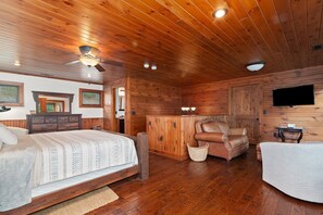 3 عدّة غرف نوم وملاءات أسرّة