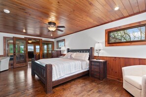 3 bedrooms, bed sheets