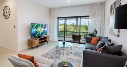 The Luxury Verdant Garden Hotel