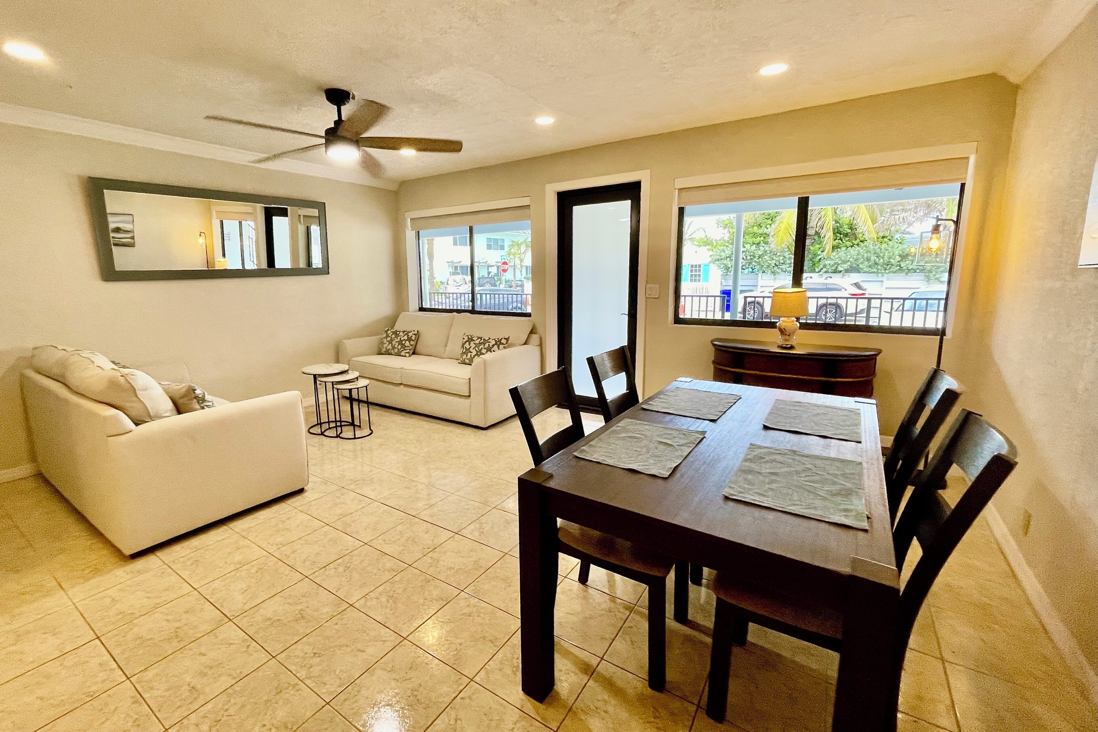 New Listing-Steps to Beach Spacious-1/1-4 guest