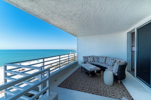 Terrace/patio - Beachfront Bliss: Charming 2-Bedroom South End Condo at Somerset Condominium (Marco Island)