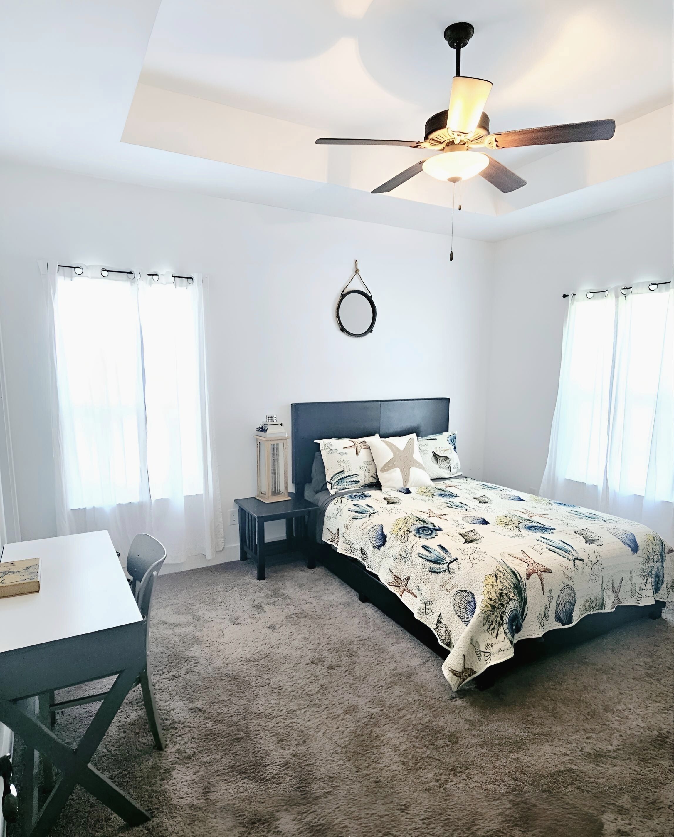 3 bedrooms, desk, iron/ironing board, free WiFi