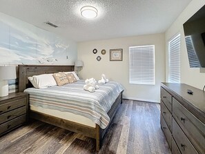6 Schlafzimmer, Bügeleisen/Bügelbrett, kostenloses WLAN, Bettwäsche