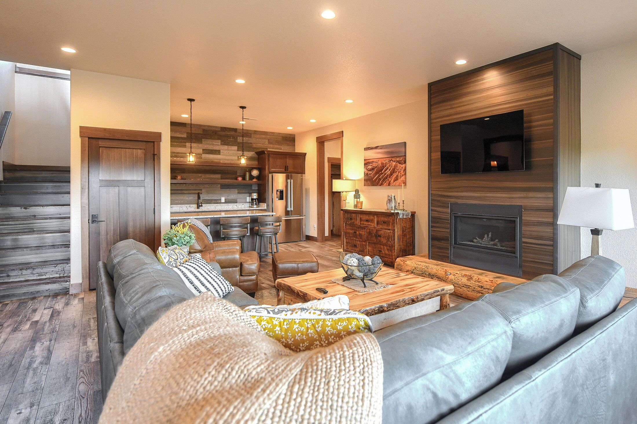 Smart-TV, peis, fotballspill og bordtennis