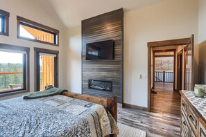 7 bedrooms, free WiFi, bed sheets