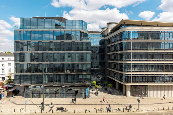 View from room - City Center Apartment by Renters (Warsaw)