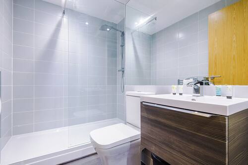 Appartamento Superior, 2 camere da letto, cucina | Bagno | Set di cortesia gratuito, asciugacapelli, asciugamani, sapone